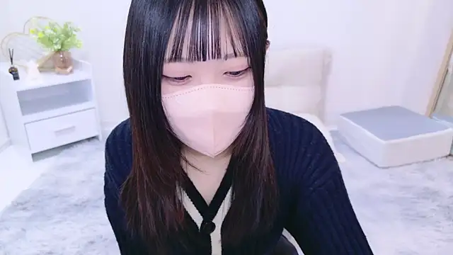 Snapshot of Suzu_ch_xx chatting on February 16, 6:10 pm Suzu ch xx online show from February 16, 6:10 pm