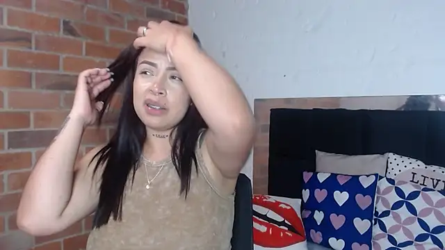 Snapshot of salome__hills1 chatting on March 24, 6:13 pm salome hills1 online show from March 24, 6:13 pm