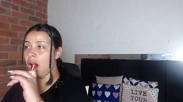 Snapshot of salome__hills1 chatting on March 28, 8:41 pm salome hills1 online show from March 28, 8:41 pm