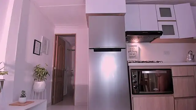 DannaHyde online show from February 11, 2:25 am