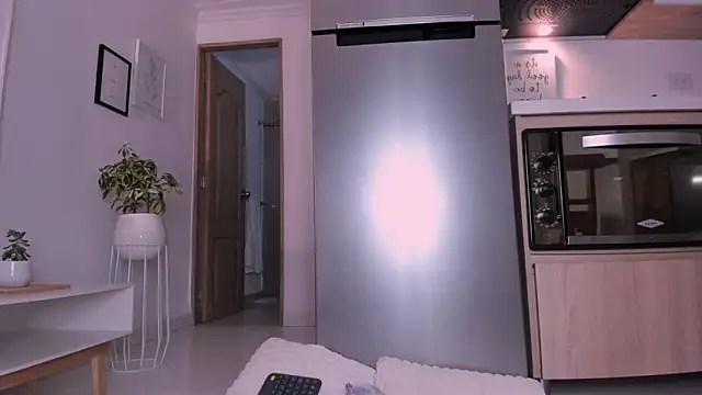 DannaHyde online show from February 16, 1:58 am