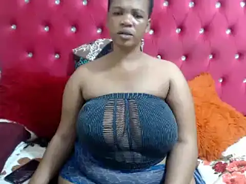 Snapshot of FreakyAngel3X chatting on February 7, 7:38 pm FreakyAngel3X online show from February 7, 7:38 pm