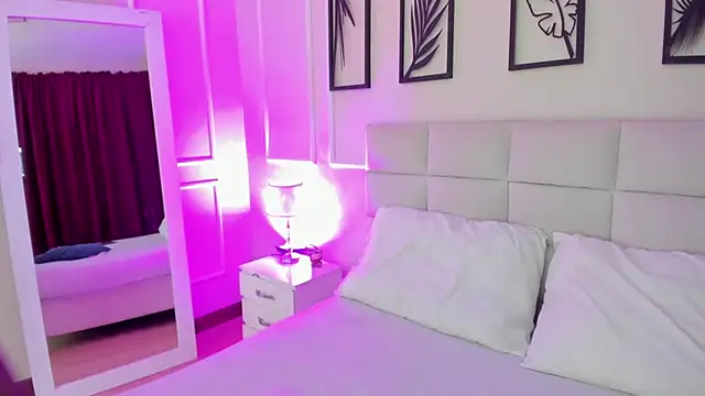 Alisa  walker online show from January 22, 7:13 pm