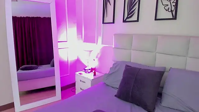 Alisa  walker online show from March 11, 11:37 pm