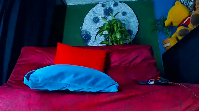 Mracialatina online show from March 13, 12:48 am