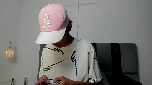 dikey 62 online show from February 4, 8:17 pm