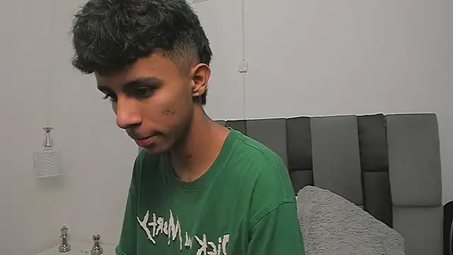 dikey 62 online show from February 26, 8:22 pm