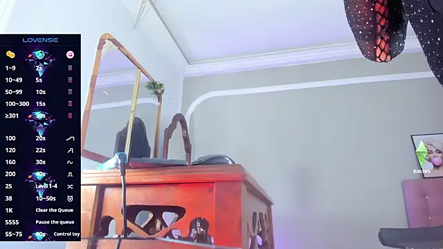 Jimena Grey online show from October 17, 7:49 pm