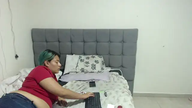 Snapshot of 69_anal_hard chatting on March 21, 9:34 pm 69 anal hard online show from March 21, 9:34 pm