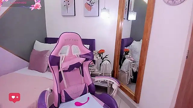 kitty kayo online show from January 22, 9:35 am