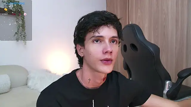 Snapshot of badboy_one_ chatting on September 28, 11:21 pm badboy one online show from September 28, 11:21 pm