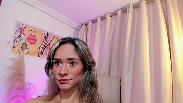 SkiinnyAna online show from April 11, 7:40 pm