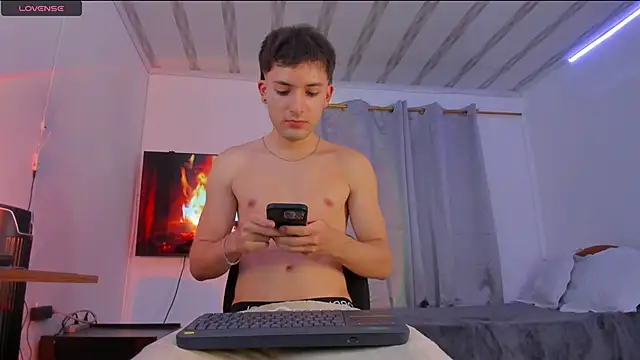 bower and colucci online show from October 6, 3:04 am