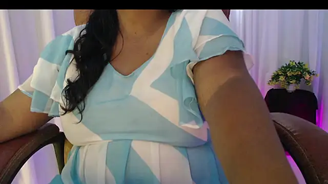 Snapshot of Prita07 chatting on March 17, 7:13 am Prita07 online show from March 17, 7:13 am