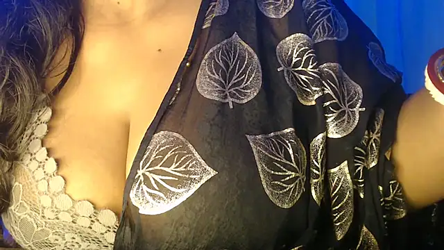 Snapshot of Prita07 chatting on October 3, 11:07 am Prita07 online show from October 3, 11:07 am