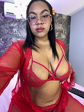Snapshot of Esmeralda_Duarte chatting on July 15, 9:25 am Esmeralda Duarte online show from July 15, 9:25 am