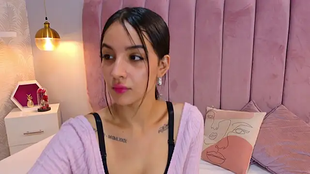 LeenaBrown online show from June 1, 12:29 pm