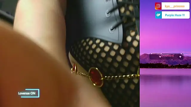 PurpleHaze17 online show from November 4, 11:26 pm