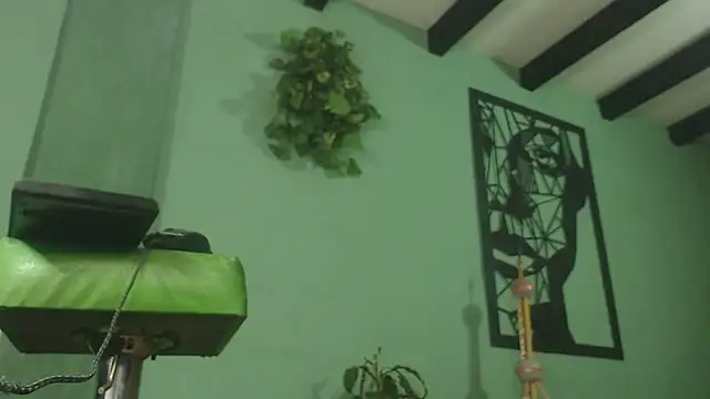 thirstymoonxx online show from November 20, 4:01 am