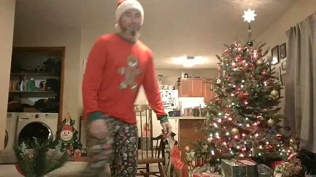 Snapshot of bongripingclitlicker chatting on December 25, 12:59 am bongripingclitlicker online show from December 25, 12:59 am