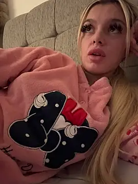 IrishTeenBarbie69 online show from February 2, 12:19 am