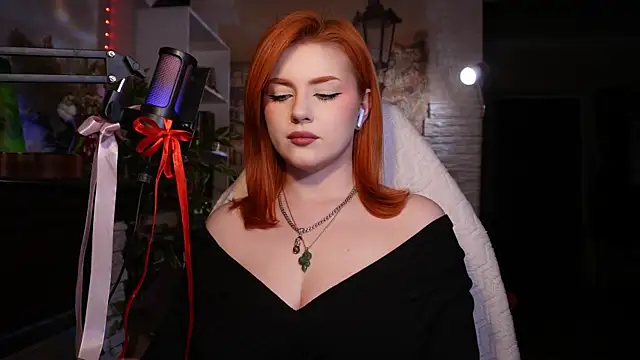 Chriss Fox online show from February 24, 6:26 pm