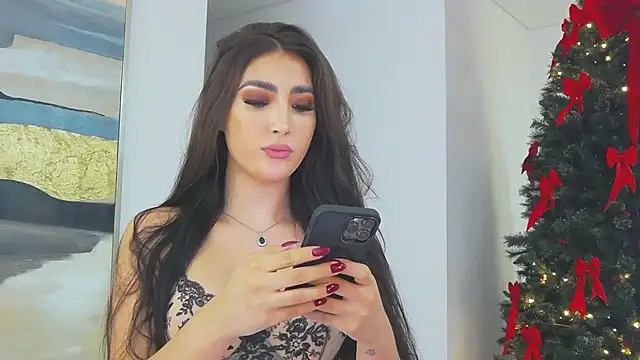 Snapshot of _BellaDonna_ chatting on December 21, 2:09 am BellaDonna online show from December 21, 2:09 am