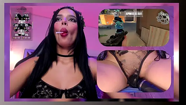 SweetieCloe  online show from March 21, 9:29 pm