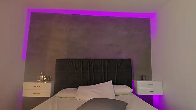 jasminehill  online show from March 13, 5:07 pm