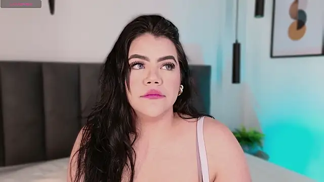 Harmonybabe  online show from February 15, 9:11 pm