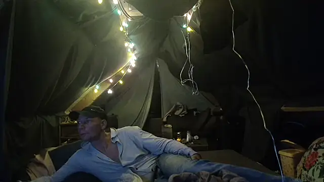 38koppel1985 online show from October 12, 5:17 am