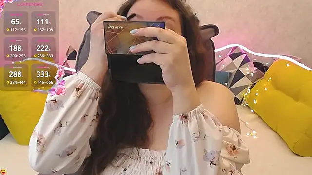 Snapshot of Nataly_cute chatting on March 7, 7:49 pm Nataly cute online show from March 7, 7:49 pm