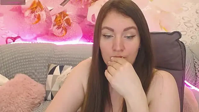 Snapshot of Nataly_cute chatting on November 2, 7:38 pm Nataly cute online show from November 2, 7:38 pm