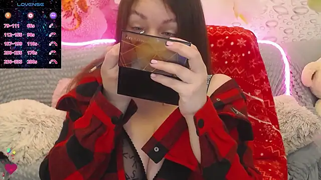 Snapshot of Nataly_cute chatting on November 7, 7:25 pm Nataly cute online show from November 7, 7:25 pm