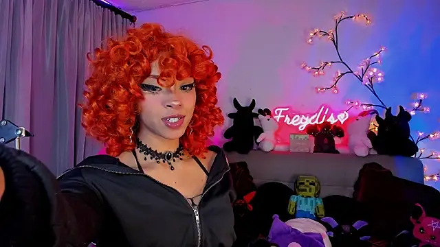 Miss freydis online show from April 8, 5:18 am