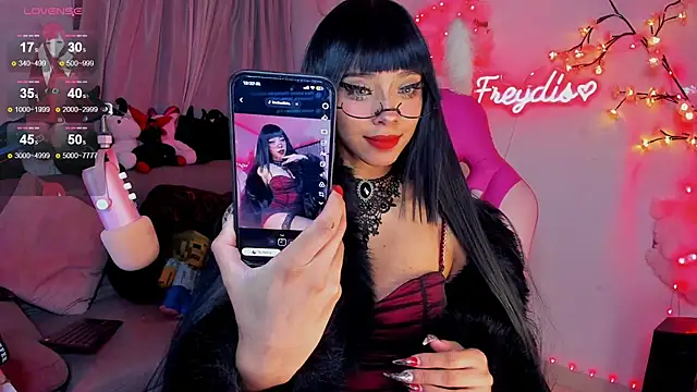 Miss freydis online show from May 5, 5:37 am