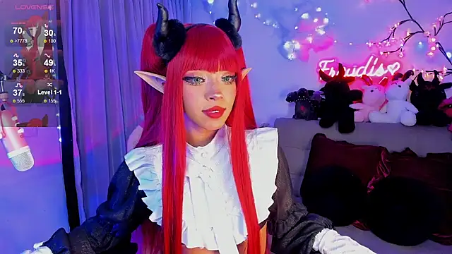 Snapshot of Miss_freydis chatting on June 17, 5:21 am Miss freydis online show from June 17, 5:21 am