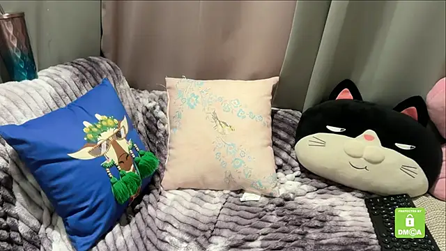 Unique-Beauty online show from November 7, 5:24 pm