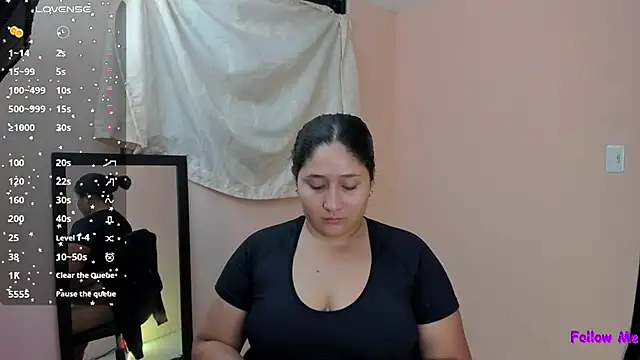 cherrycurvyyy online show from December 15, 7:18 pm