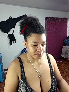 Snapshot of Selket11 chatting on December 3, 12:58 pm Selket11 online show from December 3, 12:58 pm