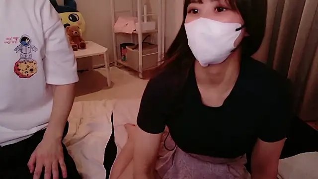 Snapshot of ManaMi-maru chatting on June 28, 10:43 am ManaMi-maru online show from June 28, 10:43 am