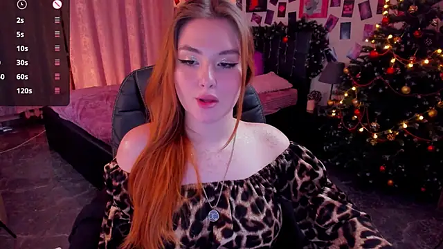 BellaTorne  online show from December 28, 10:55 pm