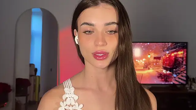 Snapshot of JodyBlow chatting on February 21, 4:13 am JodyBlow online show from February 21, 4:13 am