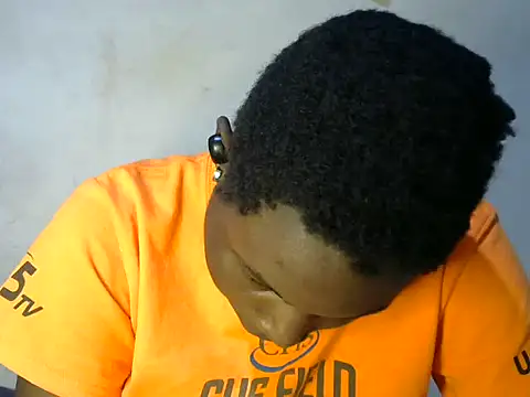 Fine baby0001 online show from October 1, 6:41 am