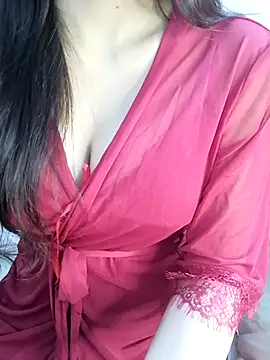 Snapshot of _Linez_ chatting on November 14, 5:33 pm Linez online show from November 14, 5:33 pm