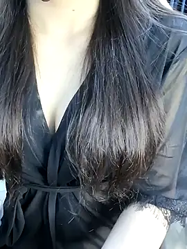 Snapshot of _Linez_ chatting on November 22, 6:07 pm Linez online show from November 22, 6:07 pm