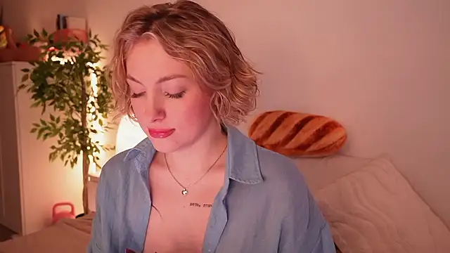 kris69kiss online show from March 13, 1:07 pm