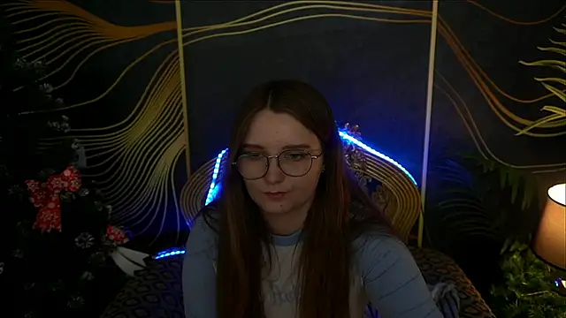 Snapshot of MagicPeachh_ chatting on January 1, 6:49 pm MagicPeachh online show from January 1, 6:49 pm
