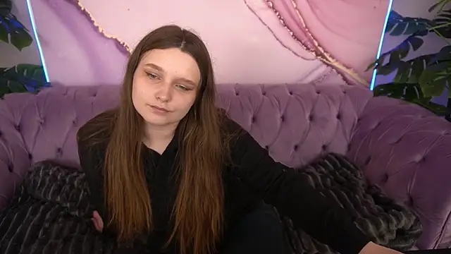 MagicPeachh  online show from July 16, 12:55 pm