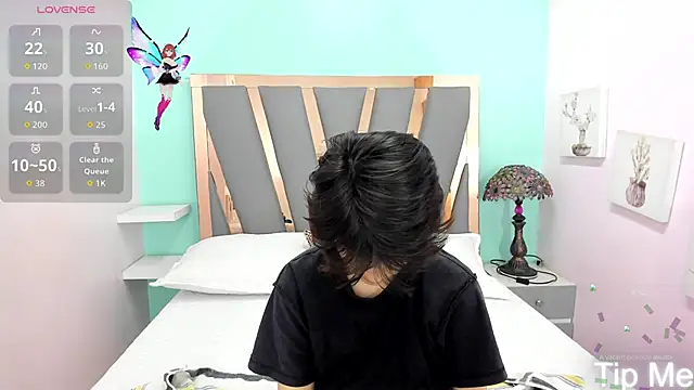 Snapshot of Bryce_Evans chatting on October 30, 8:53 pm Bryce Evans online show from October 30, 8:53 pm